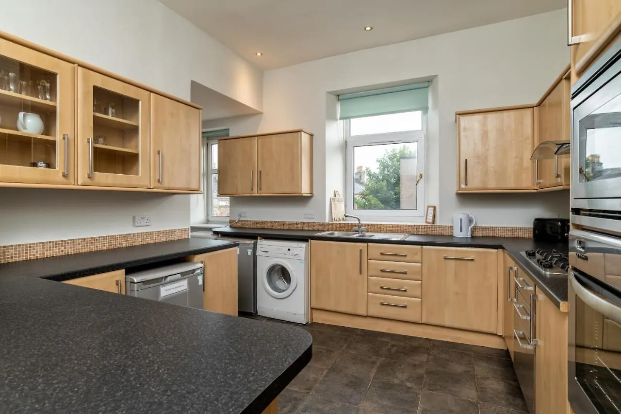 Apartmán Spacious 5-Bedroom Townhouse In The West-End Aberdeen